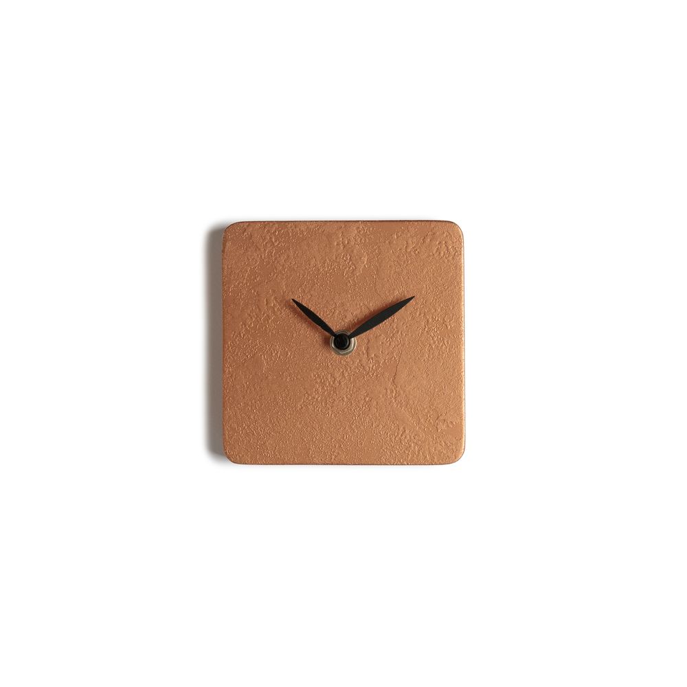 COPPER CLOCK Orologio in legno verniciatura materica